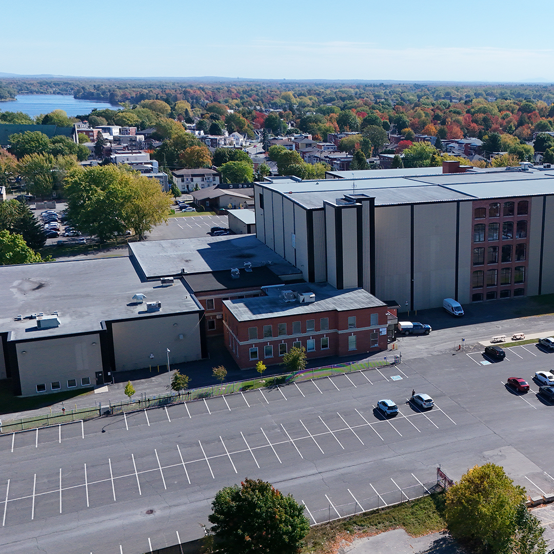 Complexe Swift — espaces à louer