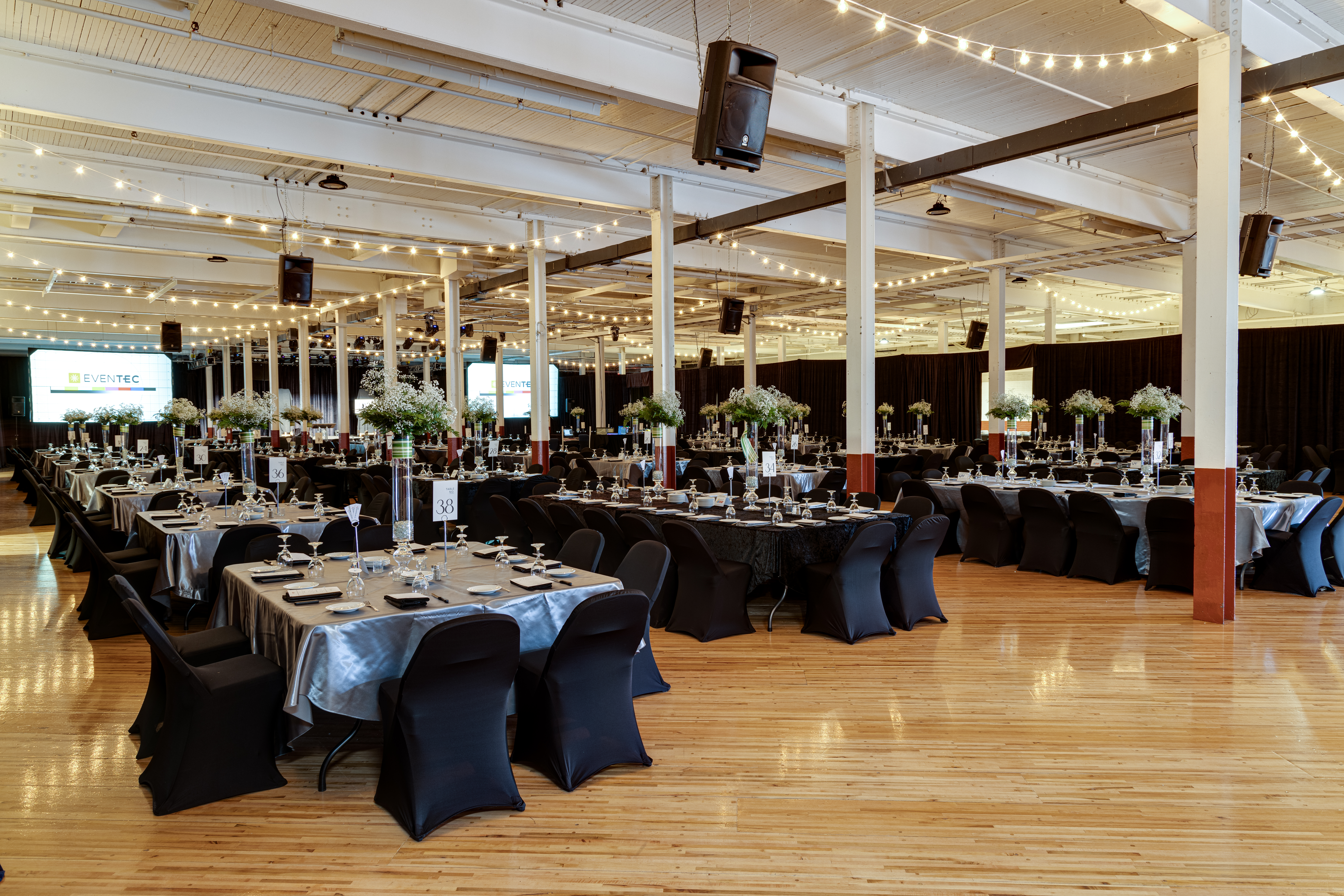 Salle Canimex - vue de la scène